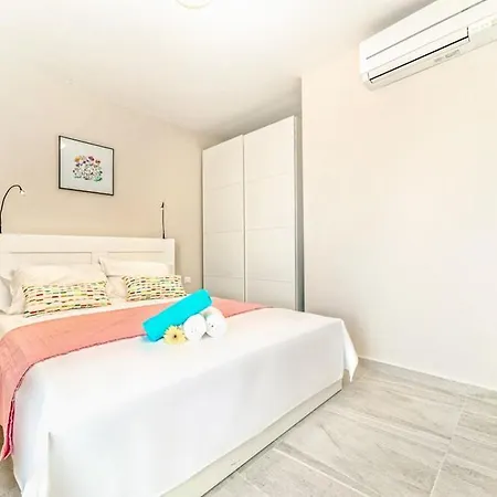 Salakovci Sleeps 6 Pool Air Con Wifi Stalije