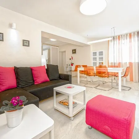Salakovci Sleeps 6 Pool Air Con Wifi Villa *